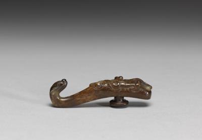 图片[2]-Bluish jade belt hook with “ch’ih” dragon decoration-China Archive